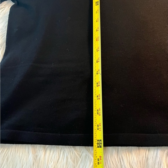 Carmen Marc Valvo Corp core contemporary comfort career turtleneck top - Picture 11 of 11